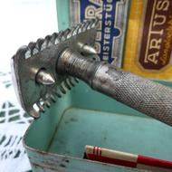 vintage razor, metal box