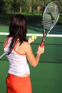 woman playing tennis