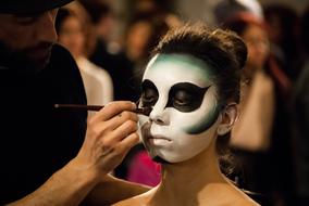 portrait of Expocosmetica Presentation Model
