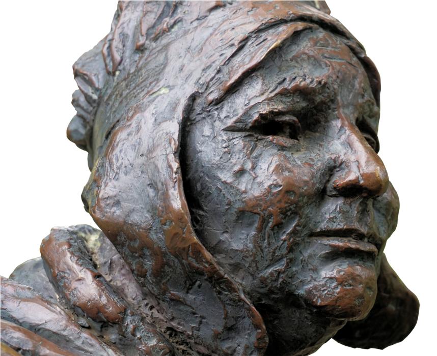 The Wild Overlap Woman statue