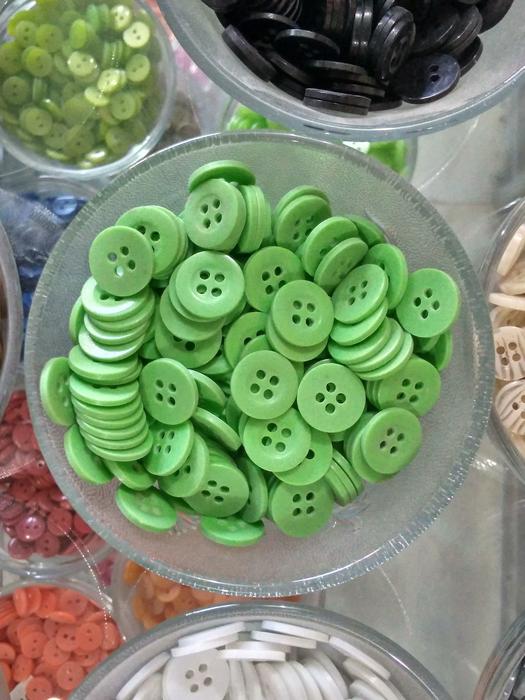 Button Color Tailor