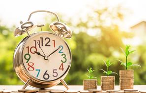 Money clock Finance
