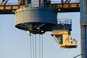 Crane Loading