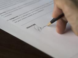 Signature Contract