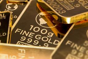 Gold Is Money Bar