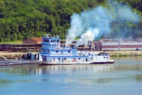 river tug in Illinois