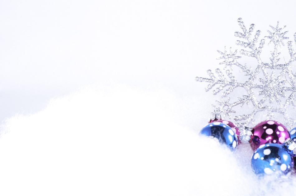 wallpaper with Christmas ornament