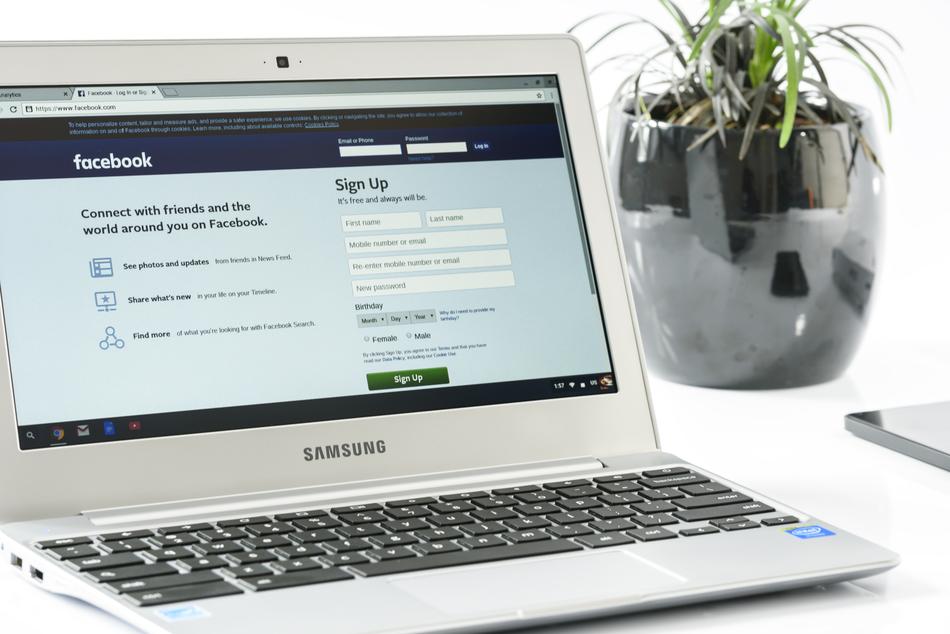 Facebook Login Office