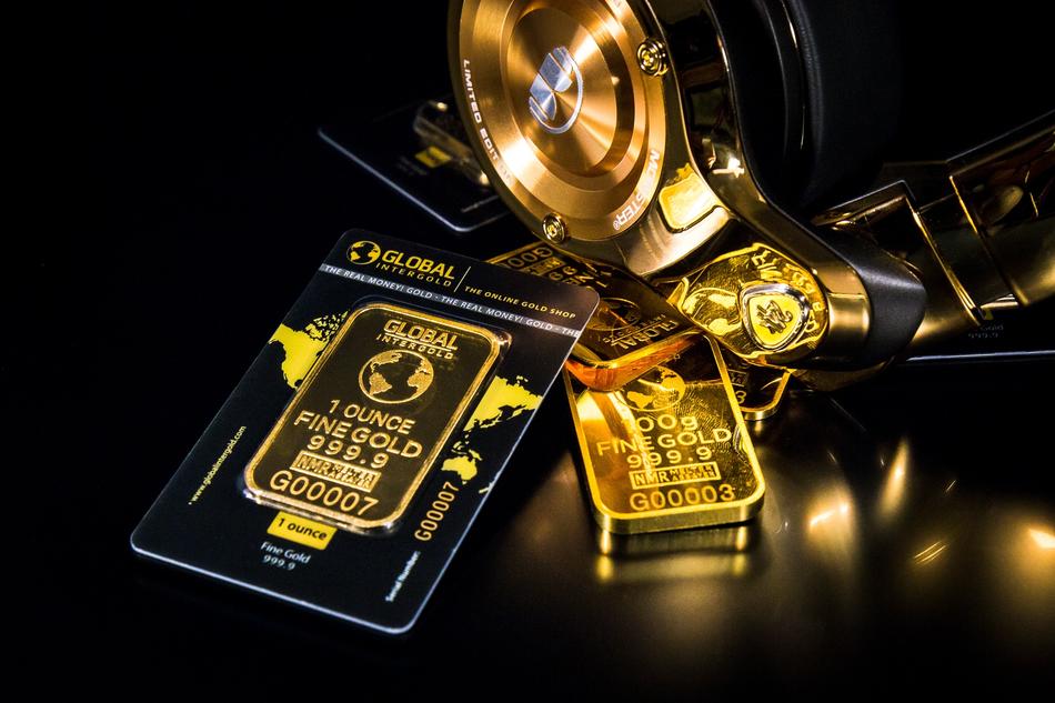 Gold bar and Money
