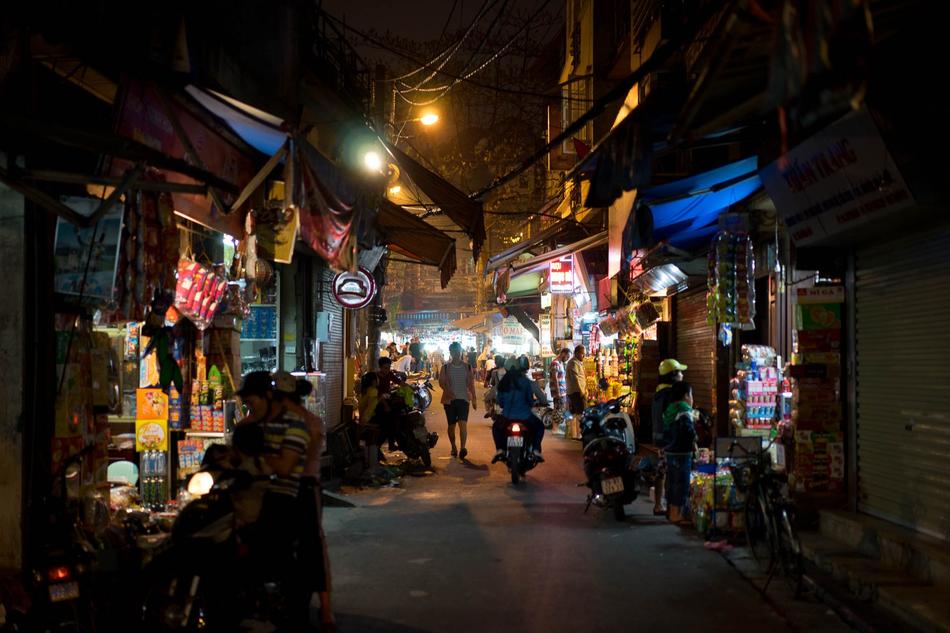 Vietnam Street night