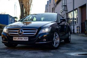 black luxury Mercedes CLS