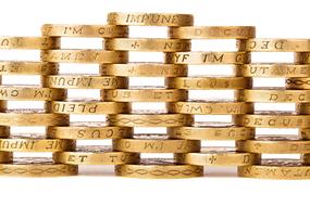 pyramid of financial savings