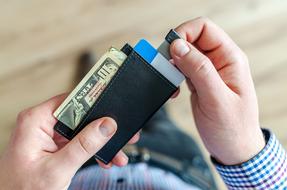 Money Wallet hands