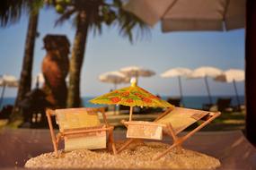 Dollar Deck Chair