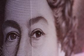 Queen Currency