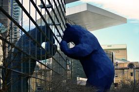 Blue Bear Denver statue