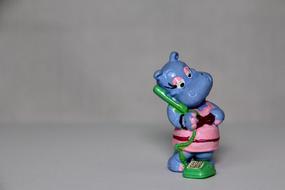 figure of hippo from kinder surprise