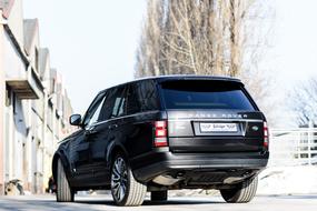 Range Rover Car street