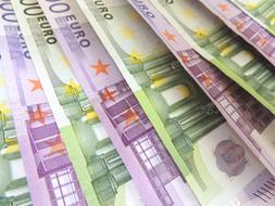 Euro paper bills