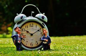 figures of busy businessmen