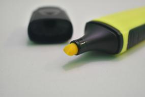 Highlighter, tip of Yellow Marker close up