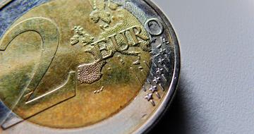 2 euro coin close-up