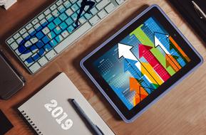 attributes of a new year launch on your desktop