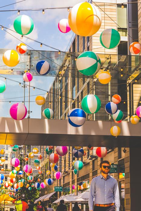 Balloons in Downtown