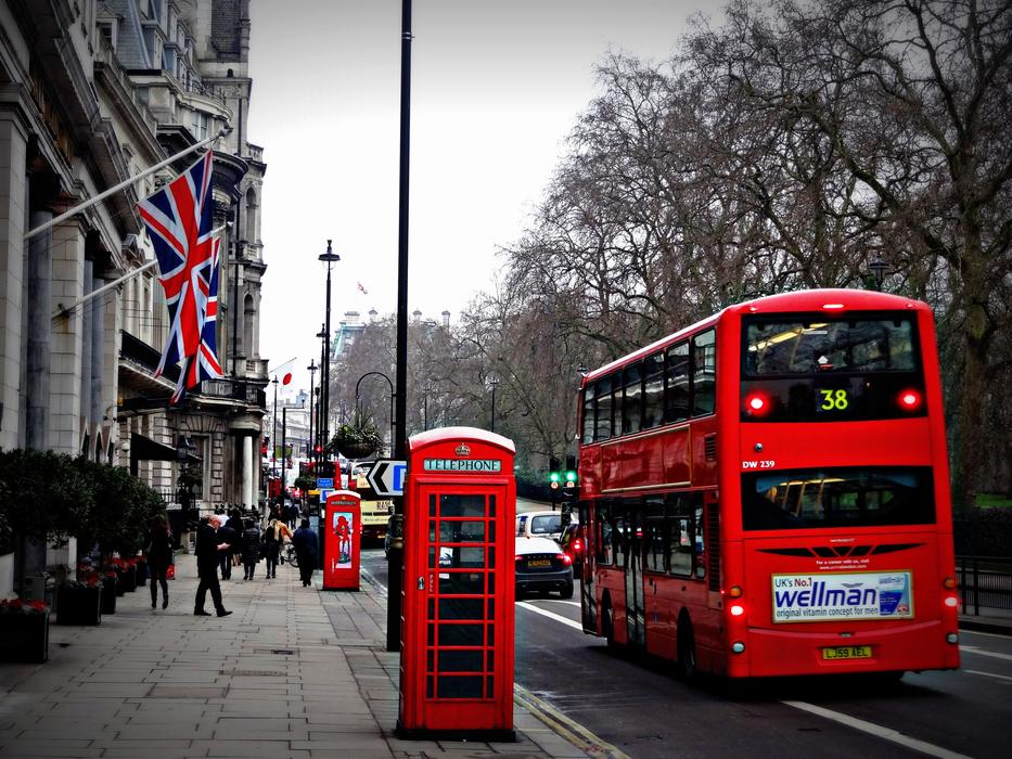 London Street and red bus