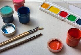 draw in gouache and watercolor