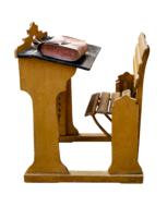 schulbank as a school desk