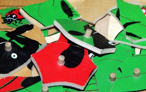 Fun Education Color green red
