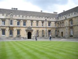 courtyard of Christ church College, uk, england, oxford