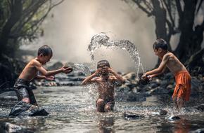 Indonesian children in the river
