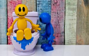 Toilet Smiley Figures