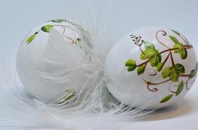 Easter Eggs white flowers drawing