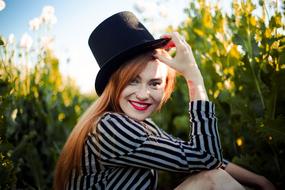 Girl Hat smile