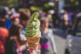 Green ice creame