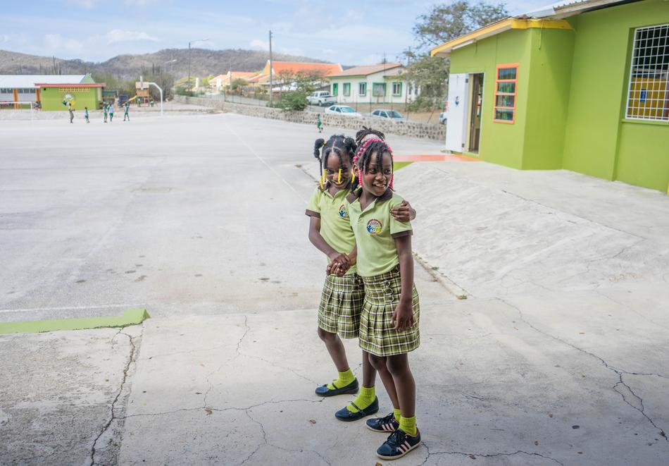 children in the schoolyard on the island of Curacao