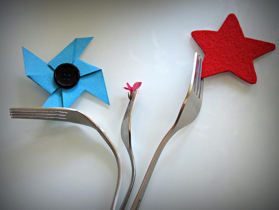 forks and flowers arts