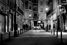 black and white photo of a street in Zaragoza, Spain