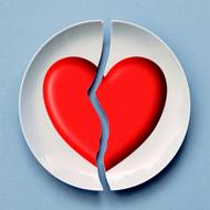 broken heart love red plate