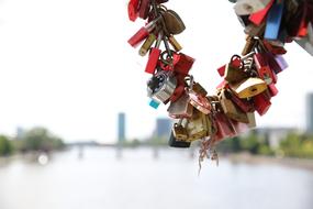amazing Love locks Main