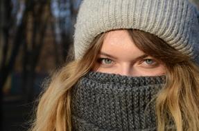 Winter Coldly Portrait girl