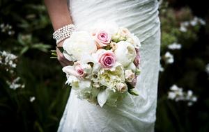 Wedding Bouquet Flowers Roses white pink