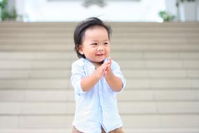 Happy Baby clap