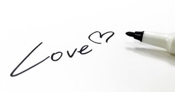 Love Letter Hart pen