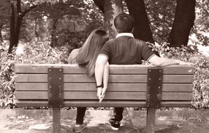 Lovers Bench Wood people