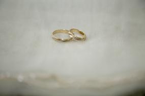 golden Wedding Rings jewellery