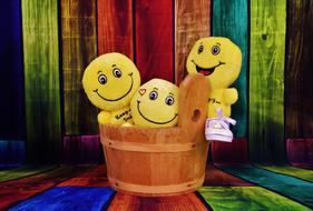 Funny Smilies in Wooden Tub